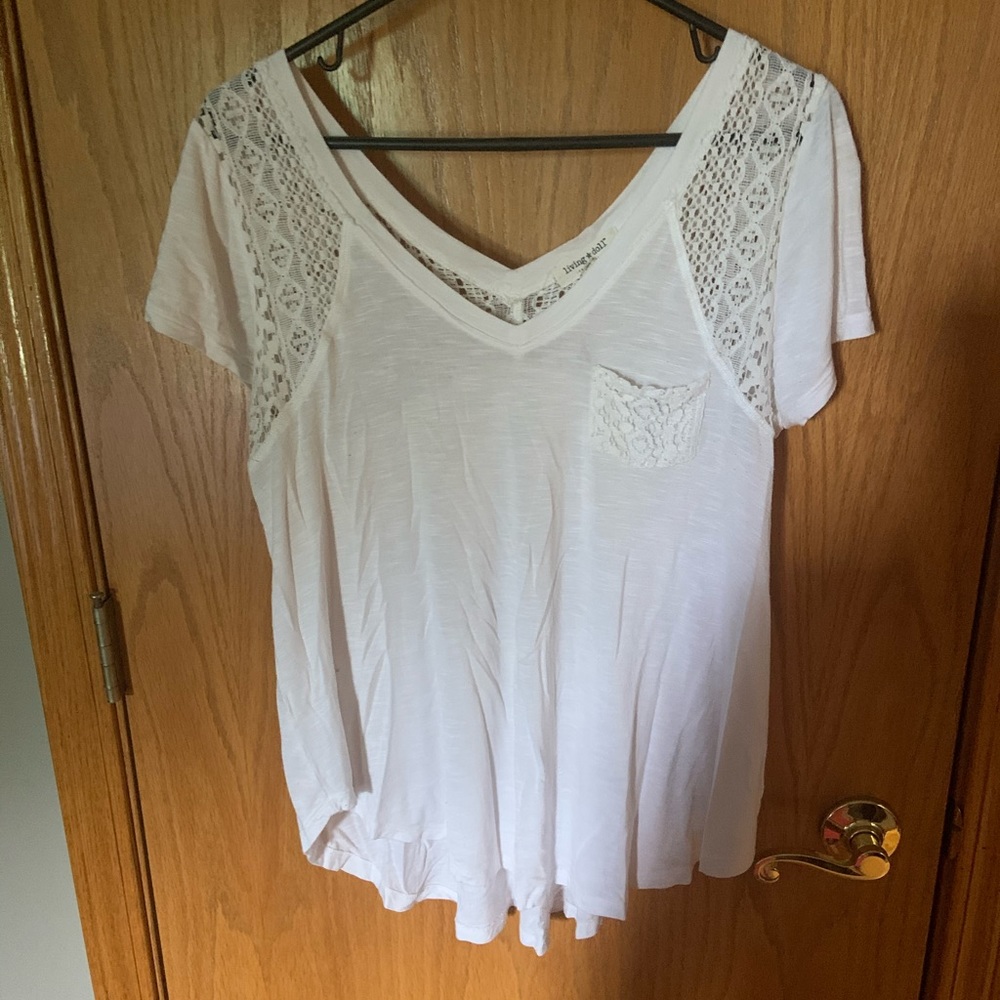 Shear v neck summer top. Large